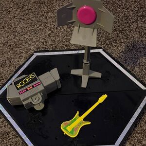 ✨ Vintage Barbie and the Rockers Stage Set — Guitar, Light & Camera (1980s) ✨